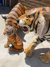 Load image into Gallery viewer, Life-Size Tiger Family